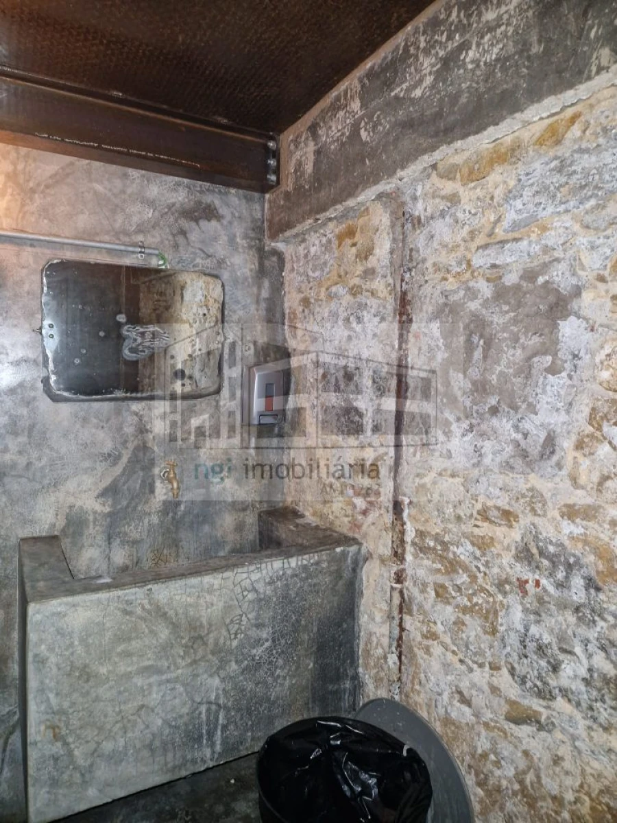 Loja para Trespasse em Areeiro Foto 8