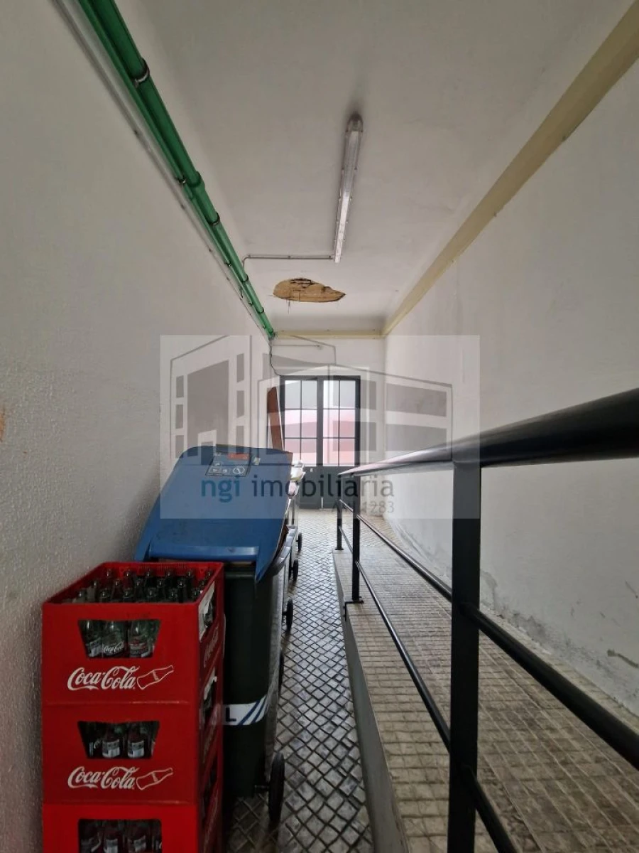 Loja para Trespasse em Areeiro Foto 12