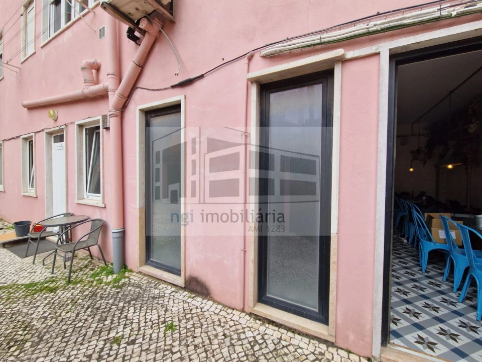 Loja para Trespasse em Areeiro Foto 3