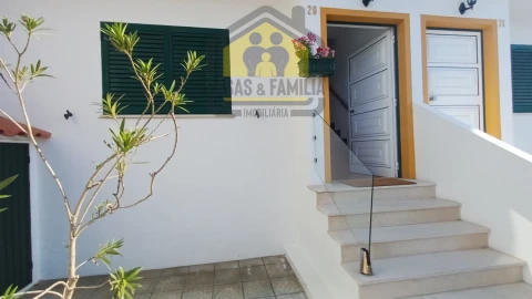 Moradia T2 para Venda em Abrantes (São Vicente e São João) e Alferrarede