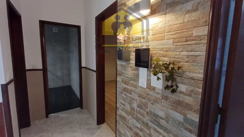 Moradia T2 para Venda em Abrantes (São Vicente e São João) e Alferrarede