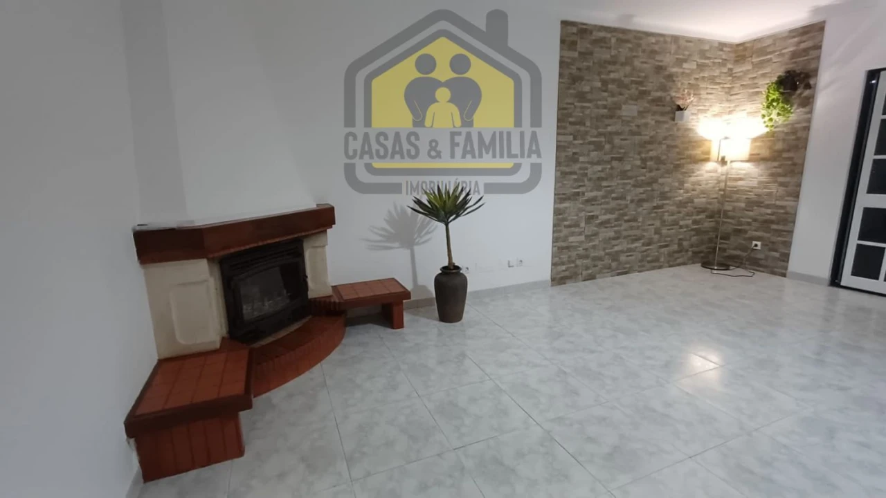 Moradia T2 para Venda em Abrantes (São Vicente e São João) e Alferrarede Foto 7