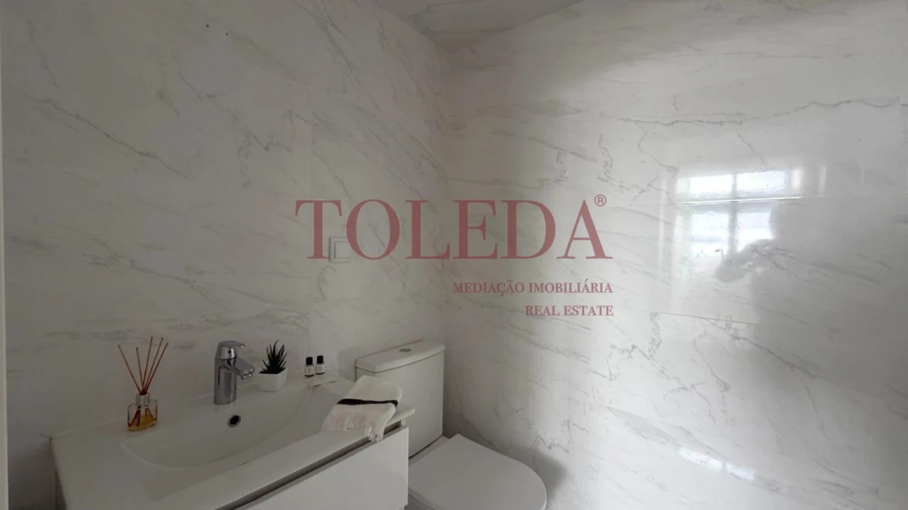 Apartamento T3 para Venda em Benfica Foto 26