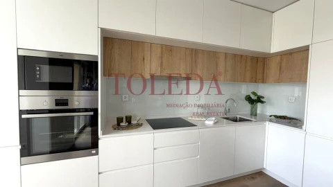 Apartamento T3 para Venda em Benfica