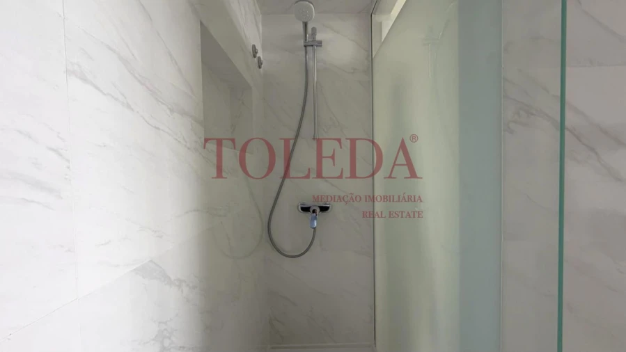 Apartamento T3 para Venda em Benfica Foto 27