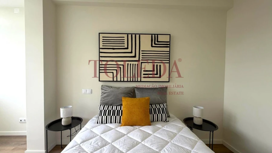 Apartamento T3 para Venda em Benfica Foto 32