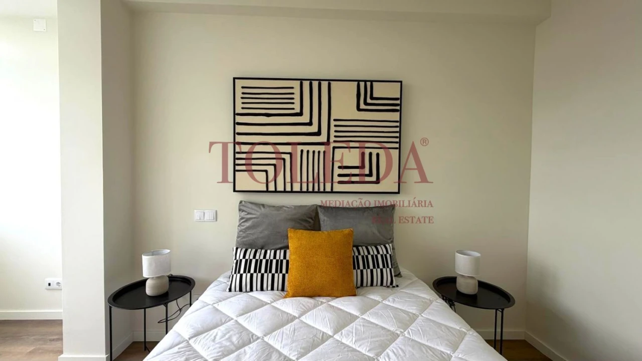 Apartamento T3 para Venda em Benfica Foto 32