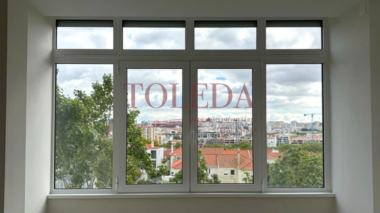 Apartamento T3 para Venda em Benfica Foto 19