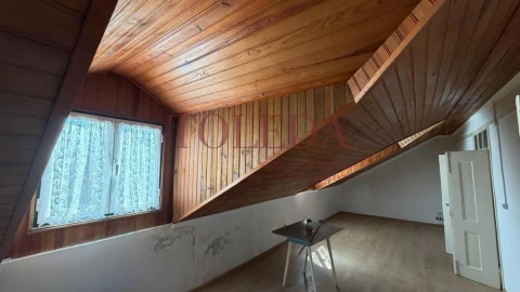 Moradia T5 para Venda em Azambuja