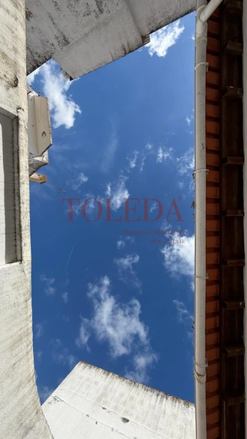 Moradia T5 para Venda em Azambuja