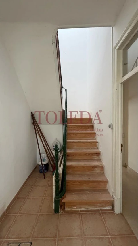 Moradia T5 para Venda em Azambuja