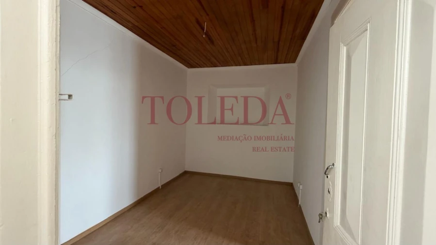 Moradia T5 para Venda em Azambuja Foto 18