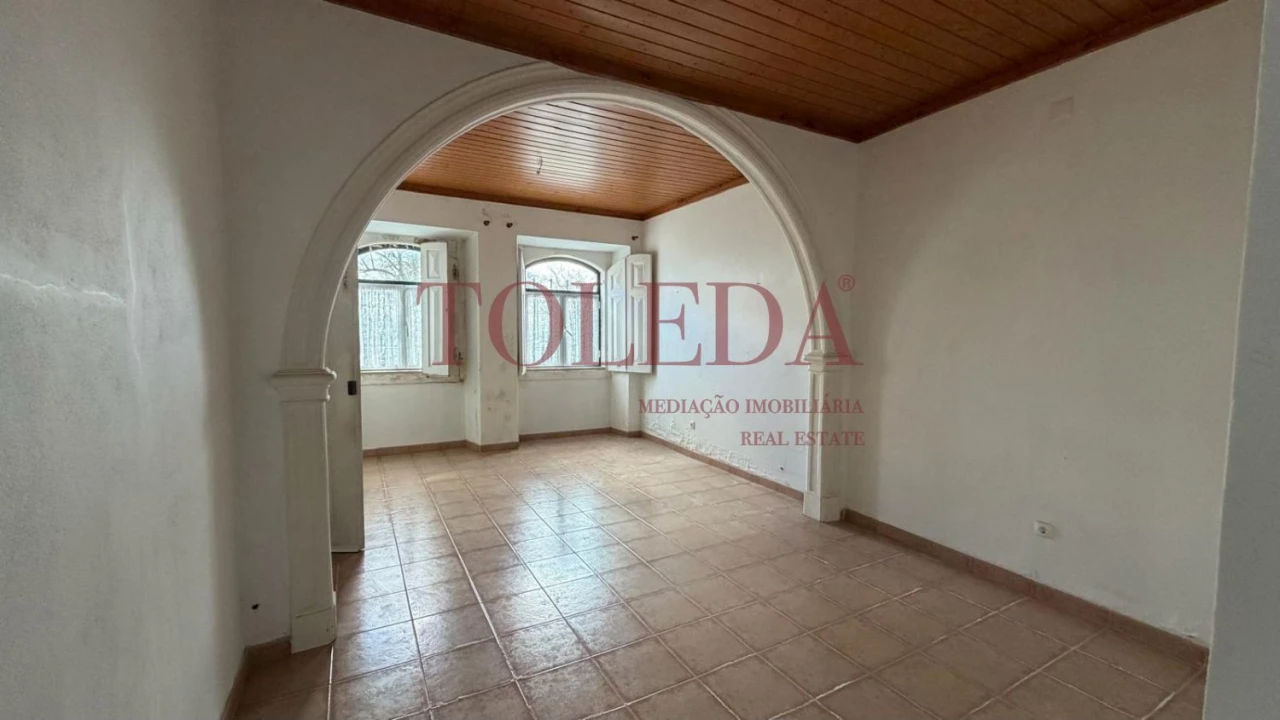 Moradia T5 para Venda em Azambuja Foto 5