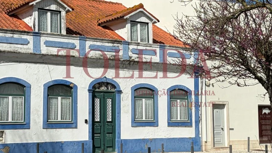 Moradia T5 para Venda em Azambuja