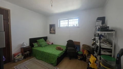 Moradia T3 para Venda em Serra e Junceira