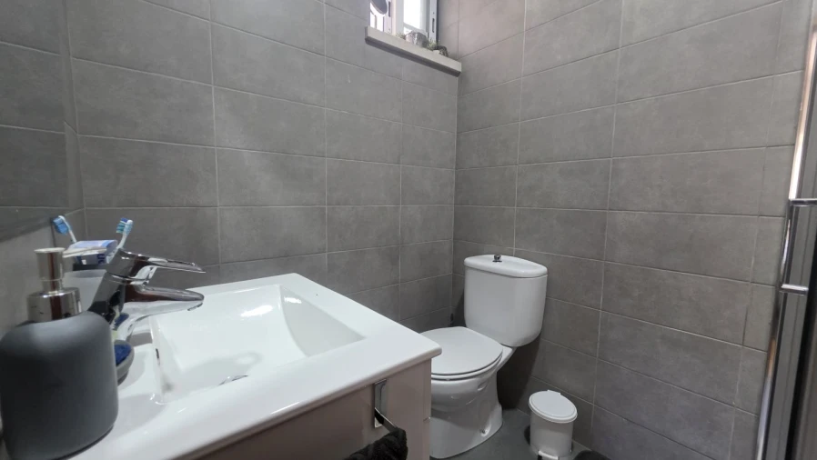 Moradia T3 para Venda em Serra e Junceira Foto 17