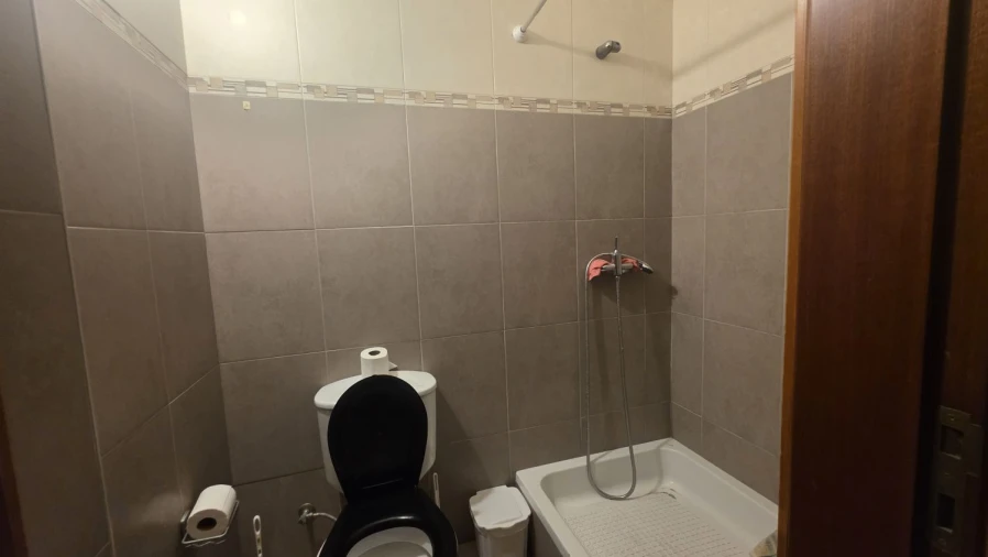 Moradia T3 para Venda em Serra e Junceira Foto 32