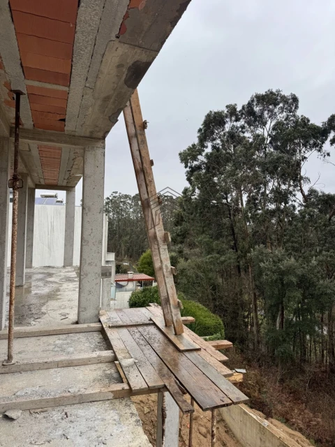 Moradia T3 para Venda em Argoncilhe