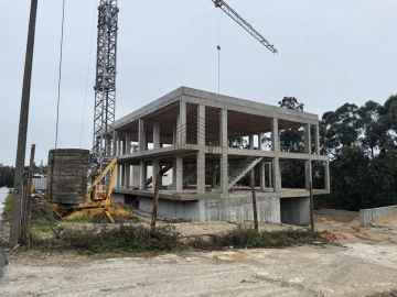 Moradia T3 para Venda em Argoncilhe