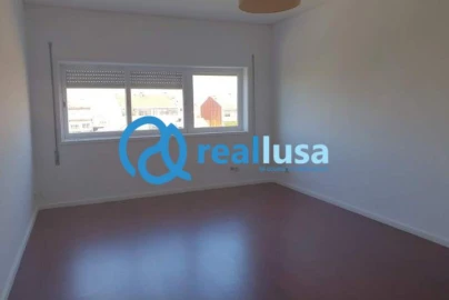 Apartamento T2 para Venda em Paranhos