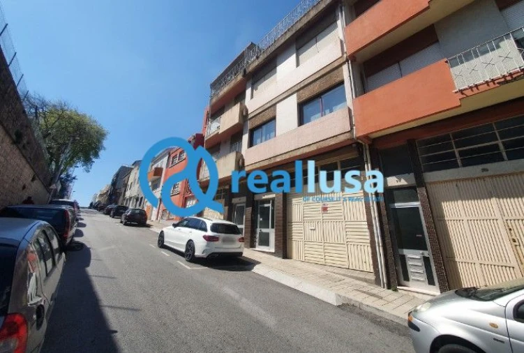 Apartamento T2 para Venda em Paranhos Foto 2