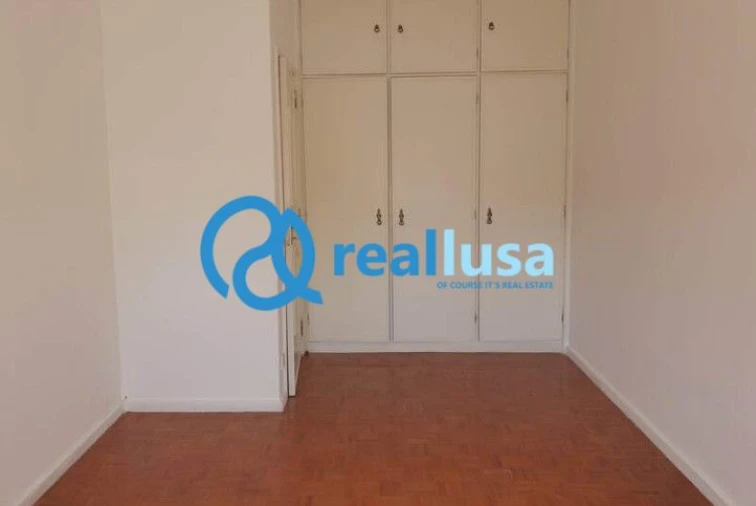Apartamento T2 para Venda em Paranhos Foto 11