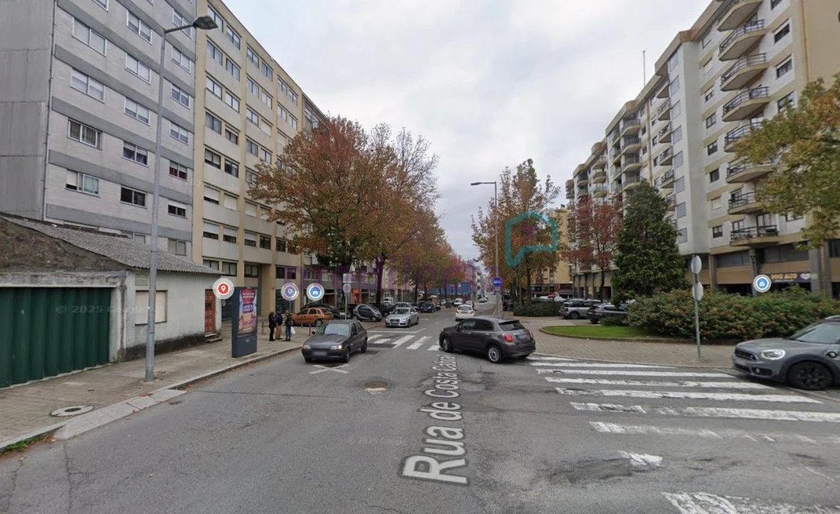 Apartamento T3 para Venda em Paranhos Foto 1