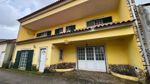 Moradia T3 para Venda em Pereira