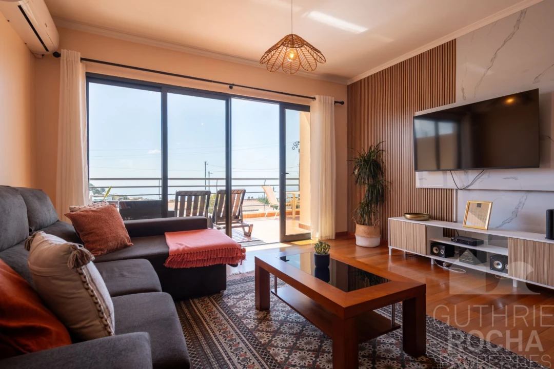 Moradia T3 para Venda em Prazeres Foto 9