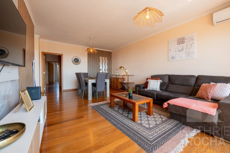 Moradia T3 para Venda em Prazeres Foto 11