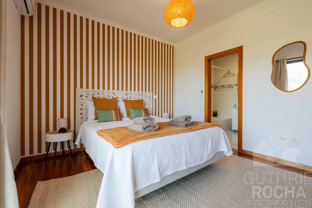 Moradia T3 para Venda em Prazeres Foto 23