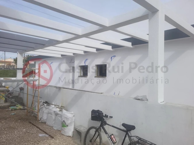 Moradia T3 para Venda em Fernao Ferro Foto 3