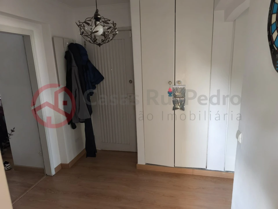 Apartamento T2 para Venda em Laranjeiro e Feijó Foto 25