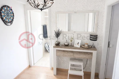 Apartamento T2 para Venda em Laranjeiro e Feijó