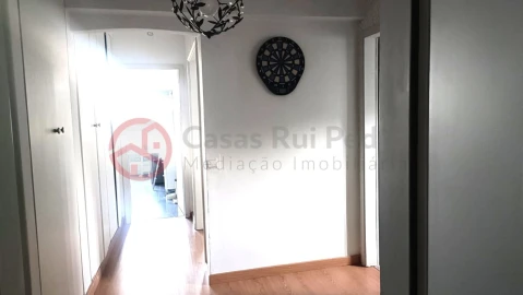 Apartamento T2 para Venda em Laranjeiro e Feijó