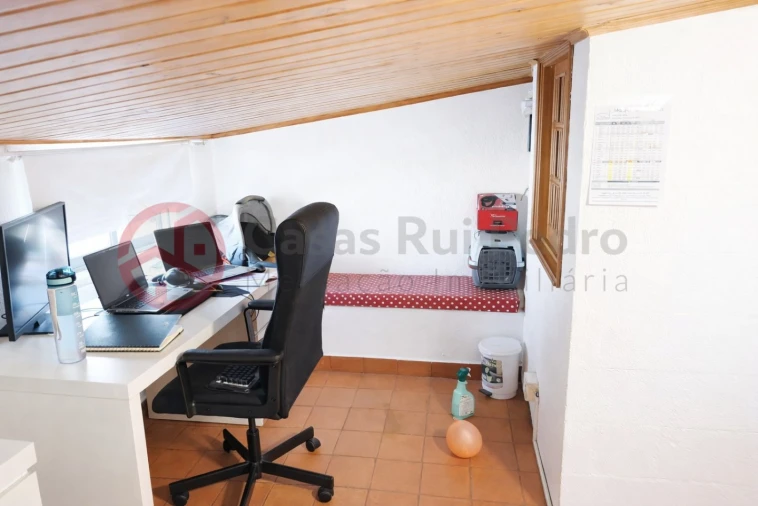 Apartamento T2 para Venda em Laranjeiro e Feijó Foto 5