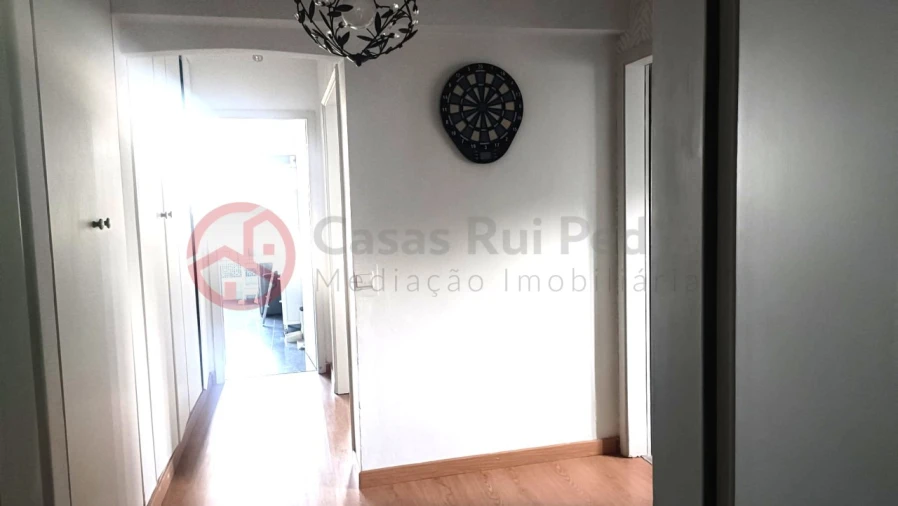Apartamento T2 para Venda em Laranjeiro e Feijó Foto 13