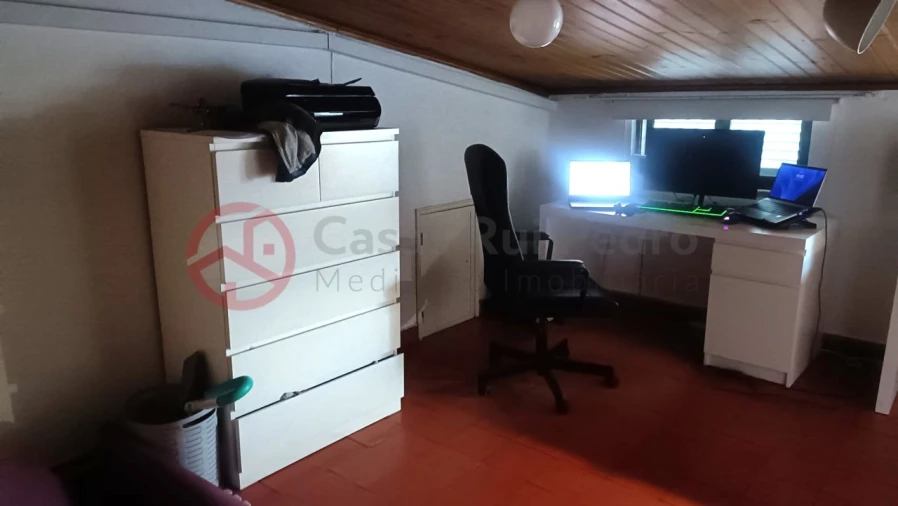 Apartamento T2 para Venda em Laranjeiro e Feijó Foto 24