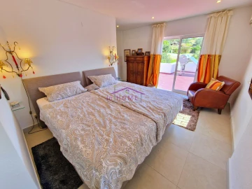 Moradia T3 para Venda em Loule (São Sebastião)