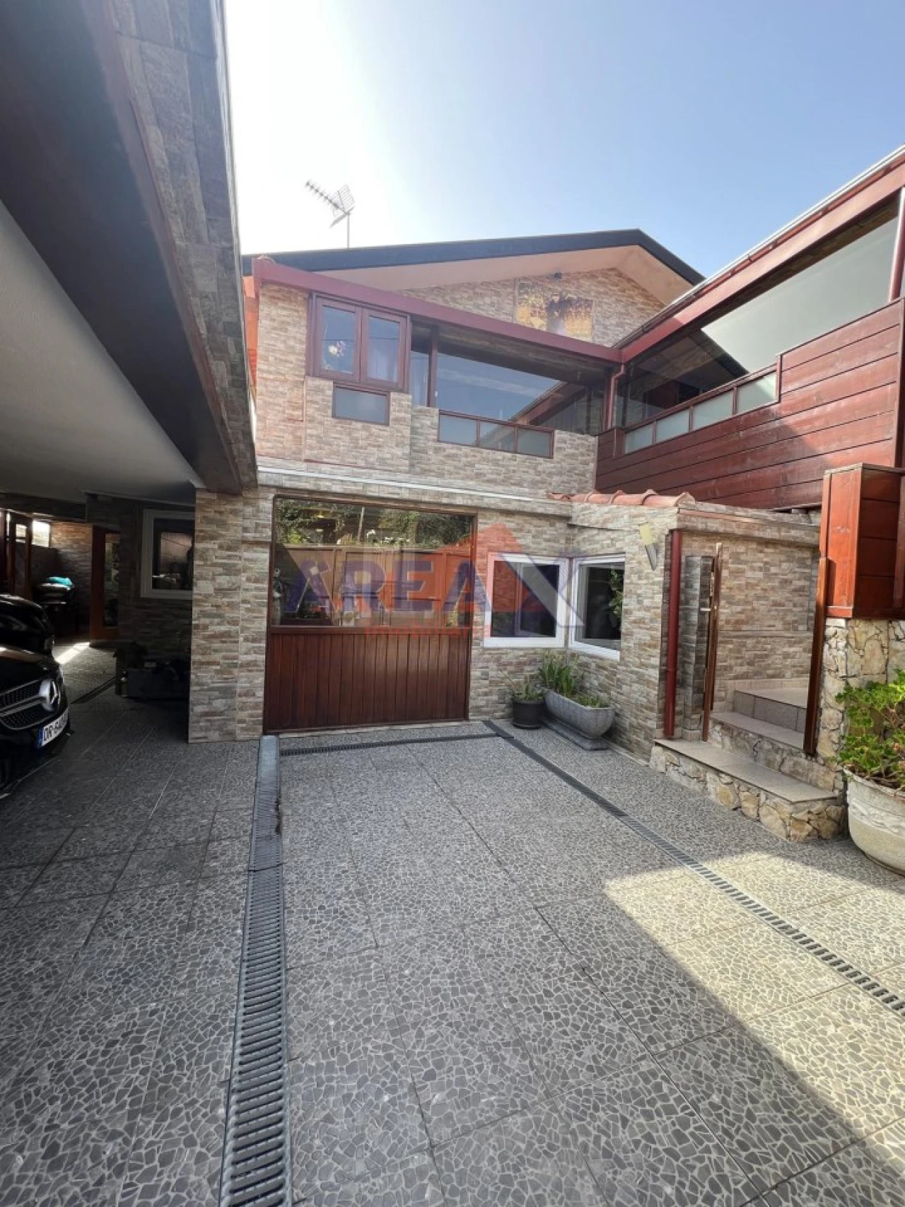 Moradia T12 para Venda em O. Azeméis, Riba-Ul, Ul, Macinhata Seixa, Madail Foto 8