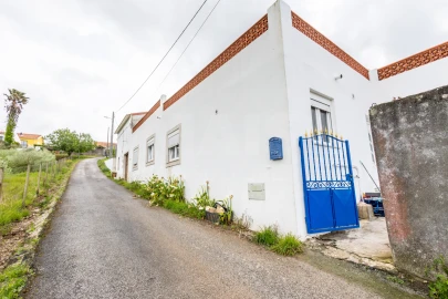 Moradia T4 para Venda em Nossa Senhora do Pópulo, Coto e São Gregório