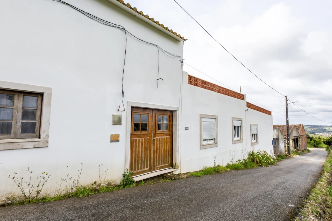 Moradia T4 para Venda em Nossa Senhora do Pópulo, Coto e São Gregório Foto 1