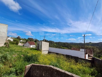 Moradia T3 para Venda em Santa Catarina