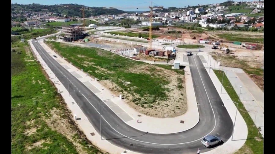 Terreno para Venda em Alcobaça e Vestiaria