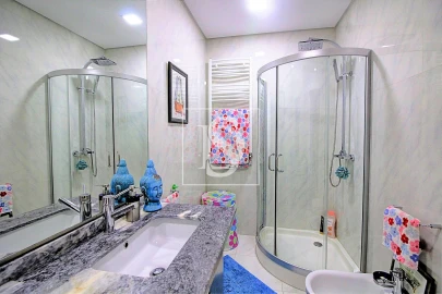 Apartamento T4 para Venda em Póvoa de Varzim, Beiriz e Argivai