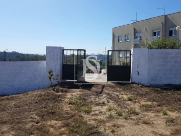 Terreno para Venda em Sandim, Olival, Lever e Crestuma