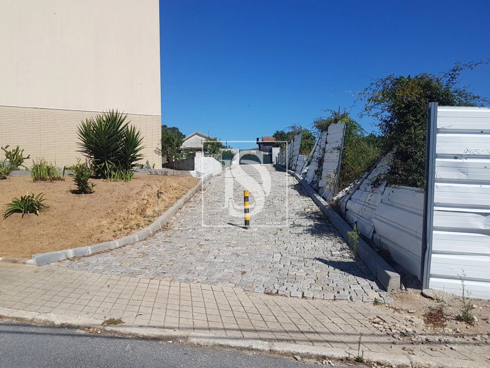 Terreno para Venda em Sandim, Olival, Lever e Crestuma Foto 12