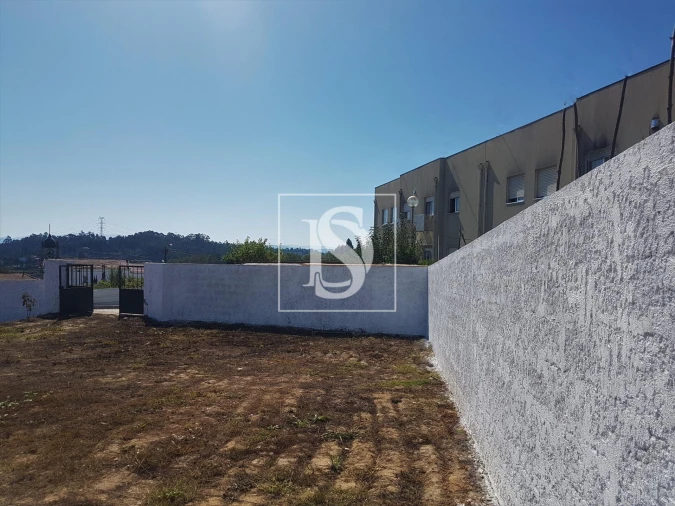 Terreno para Venda em Sandim, Olival, Lever e Crestuma Foto 8