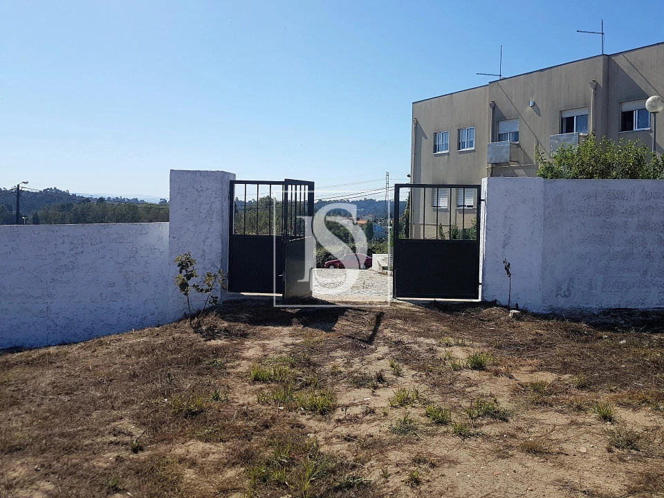 Terreno para Venda em Sandim, Olival, Lever e Crestuma Foto 9