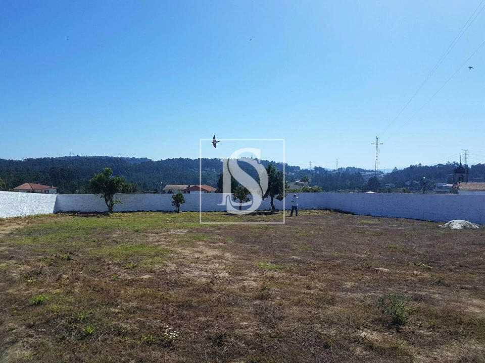 Terreno para Venda em Sandim, Olival, Lever e Crestuma Foto 5